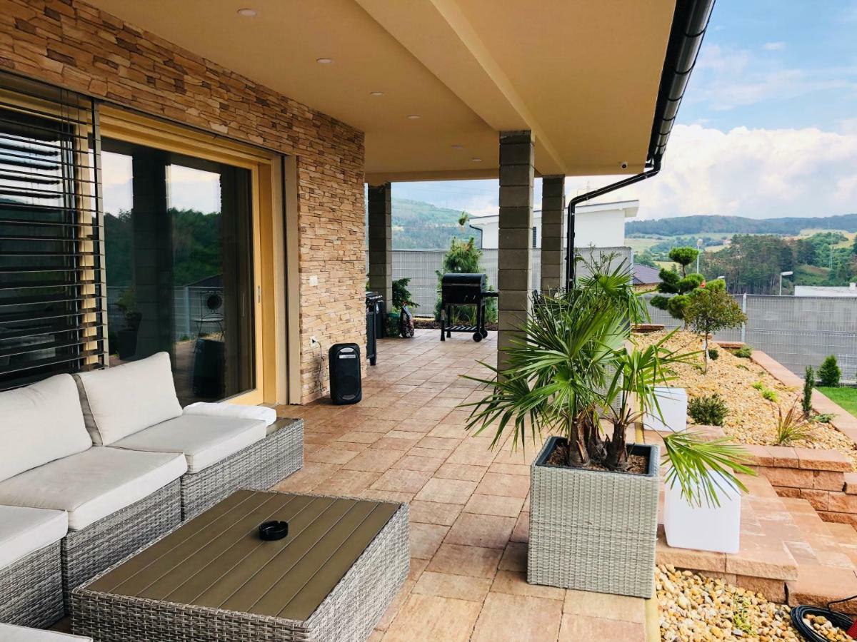 Luxury Spa Villa Kraluv Dvur Exterior photo